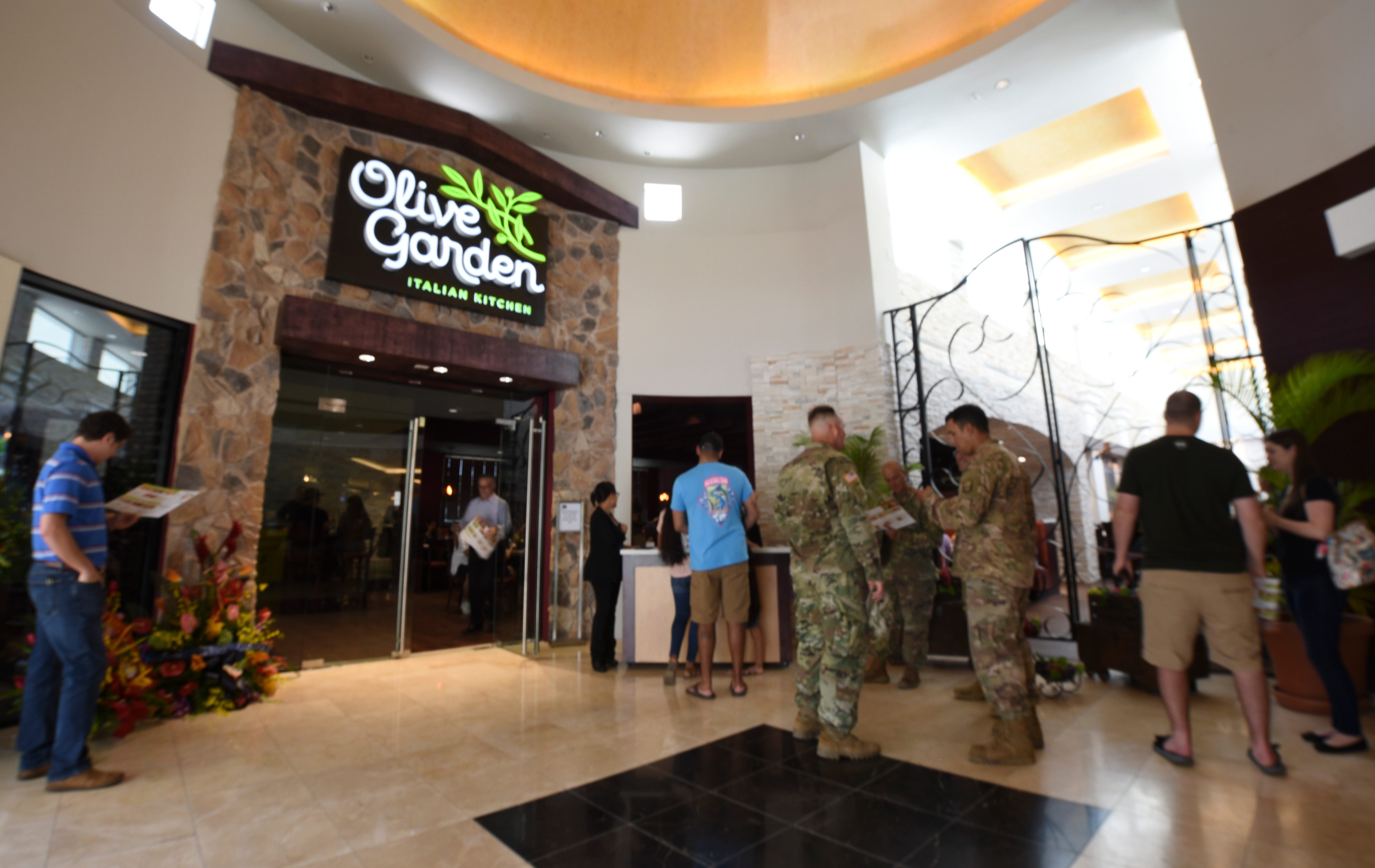 Olive Garden breaks preconceived notions: Designer eats