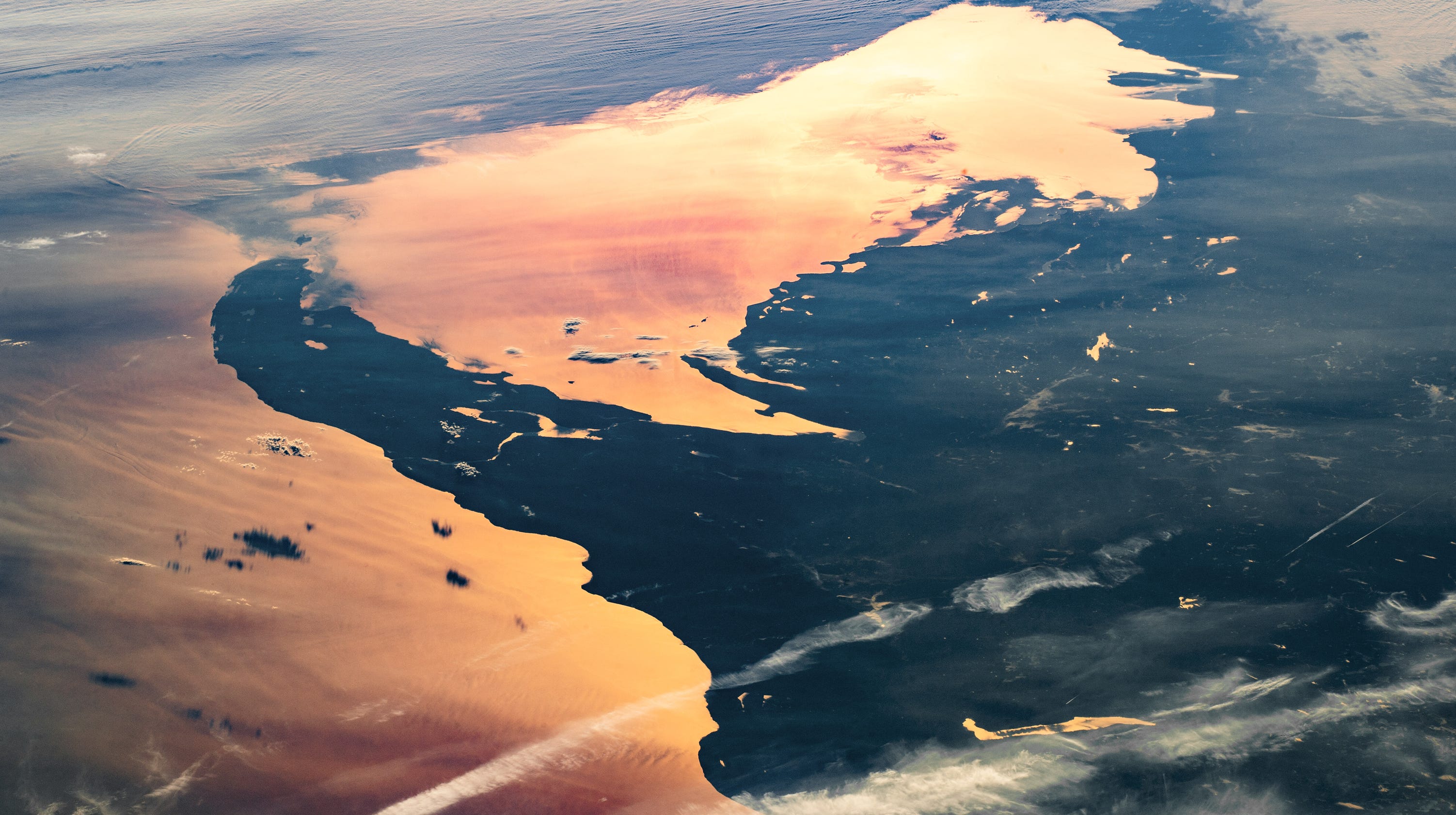 Michigan's Upper Peninsula glows in sunrise photo from NASA
