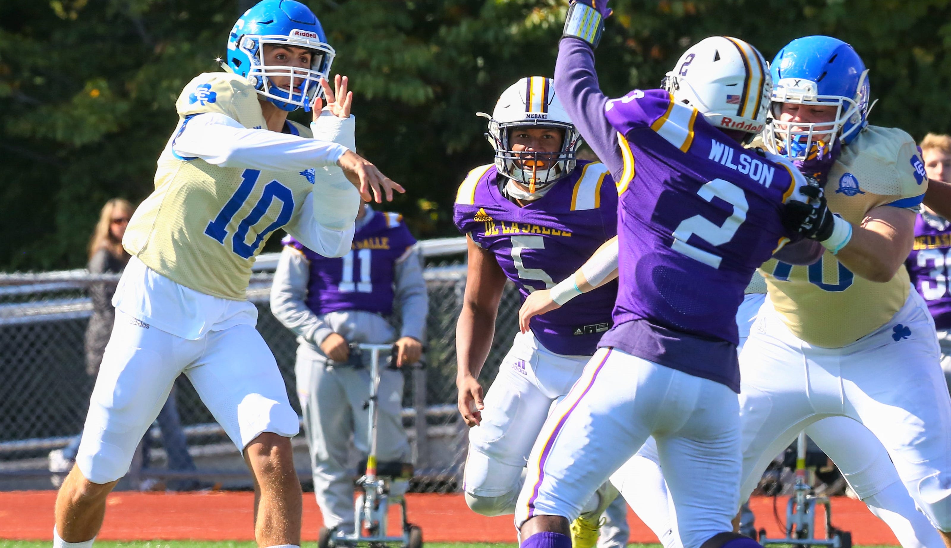 Detroit Catholic Central wins Boys Bowl against Warren DeLaSalle Detroit Catholic Central wins Boys Bowl against Warren DeLaSalle