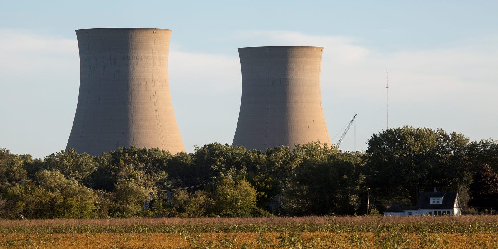 Radioactive Nuclear Waste Sits On Great Lakes Shores