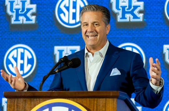 In addition to the $ 1 million he has received for a series of papers, John Calipari has earned an outside income of $ 335,000 in 2017-2018.