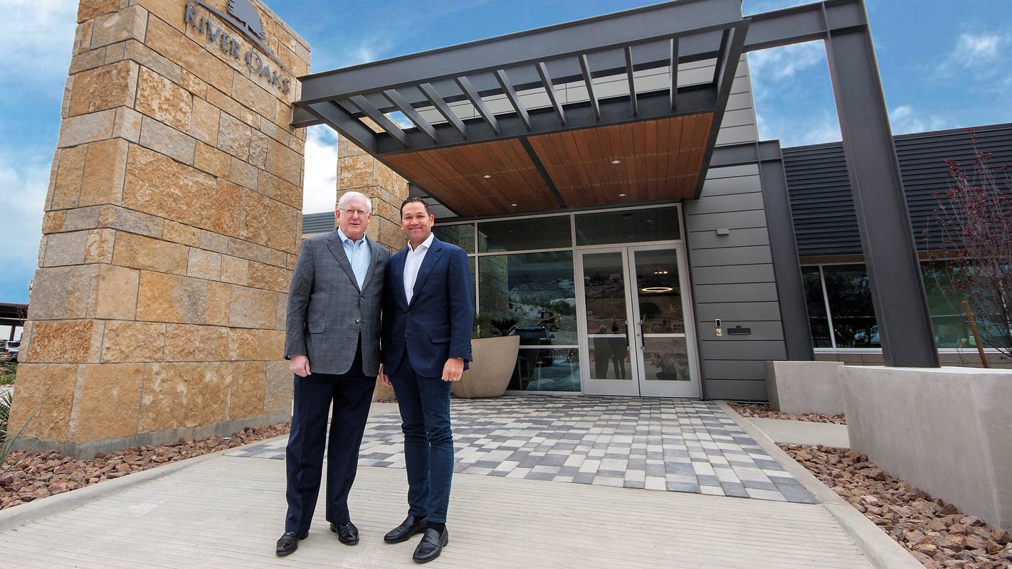 Shopping Center Developer Has New Headquarters Business People News