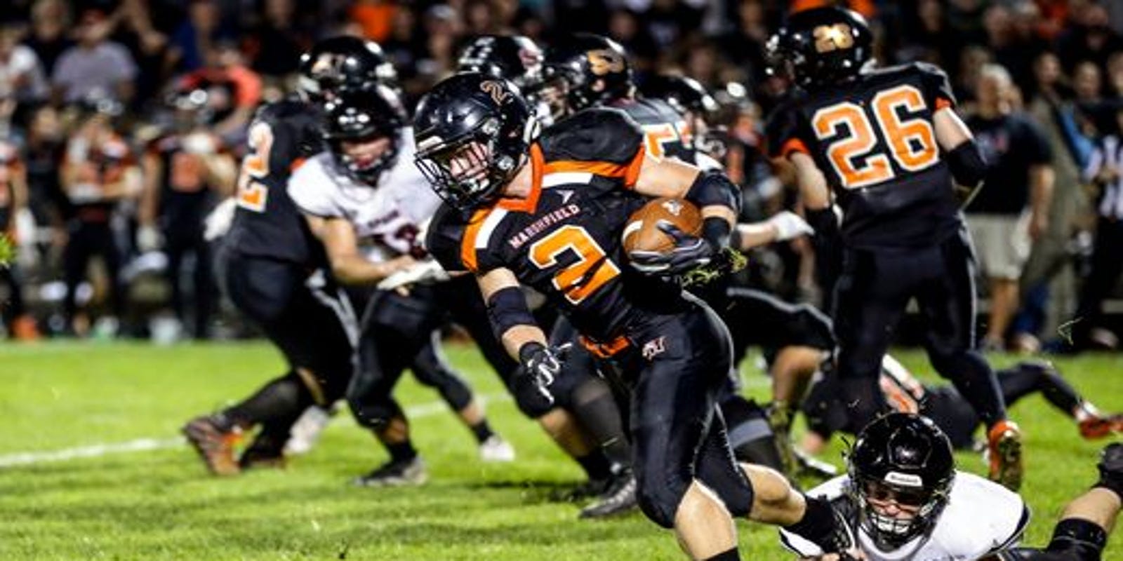 Wiaa Playoffs Football Marshfield Carries Perfect Record