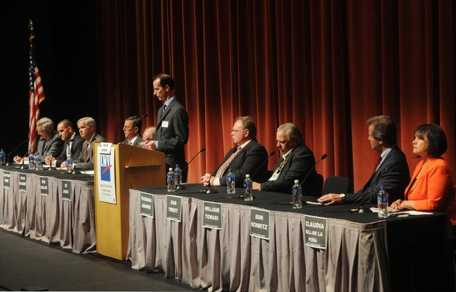 Incumbent Claudia Bill-de la Peña and challengers Bob Engler and Ed Jones appeared to have won three seats on the five-member Thousand Oaks City Council. Candidates are pictured here at a League of Women's Voters forum in October.