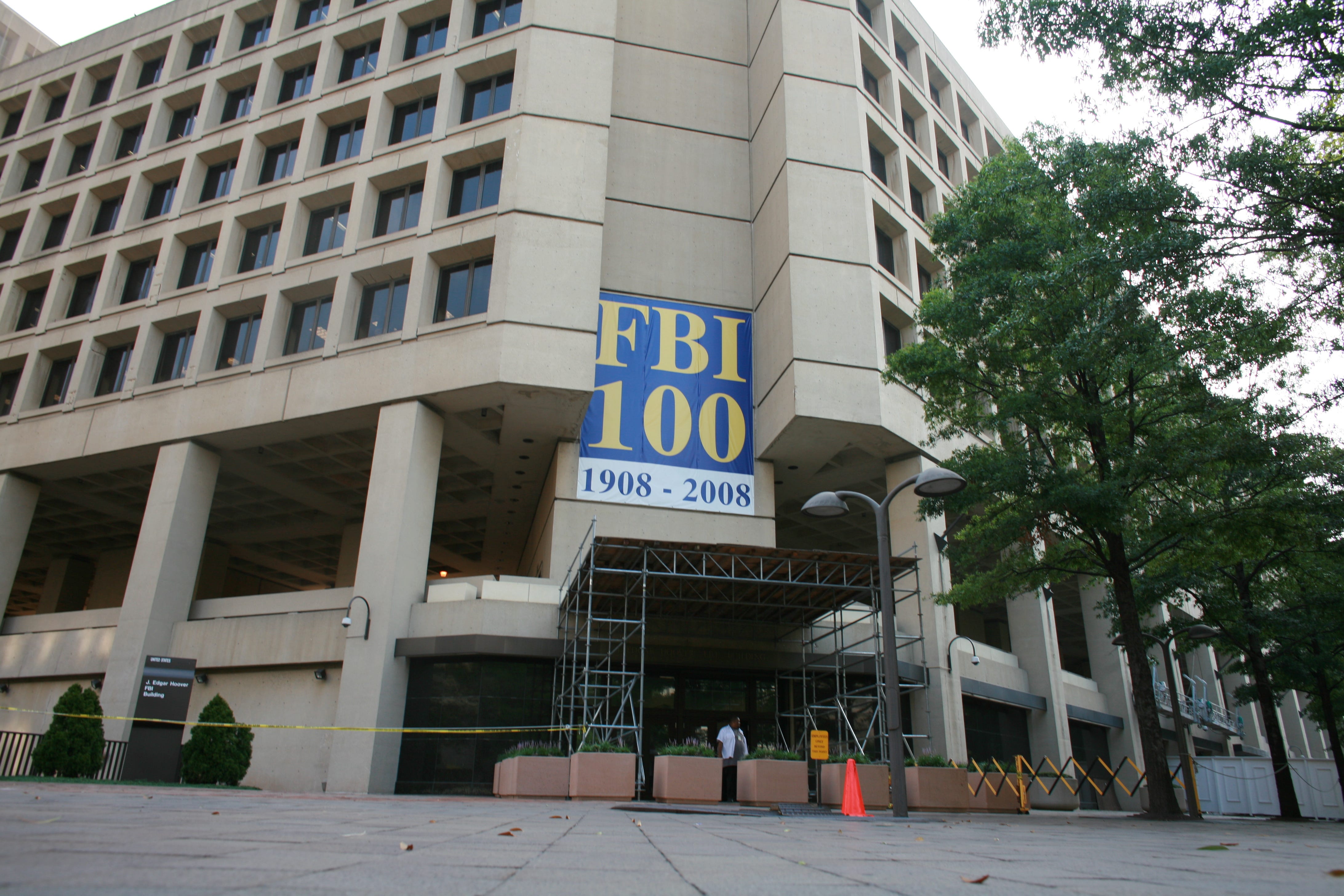 FBI headquarters House Democrats call for answers on Trump plans