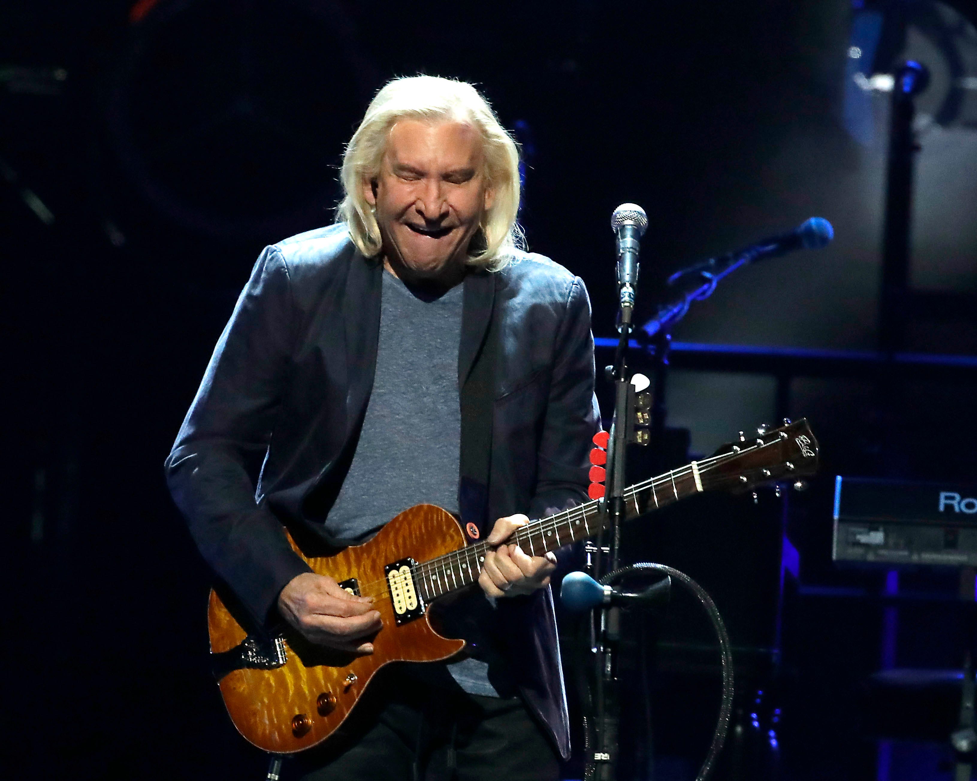 Rock legend Joe Walsh to host VetsAid in Columbus this November