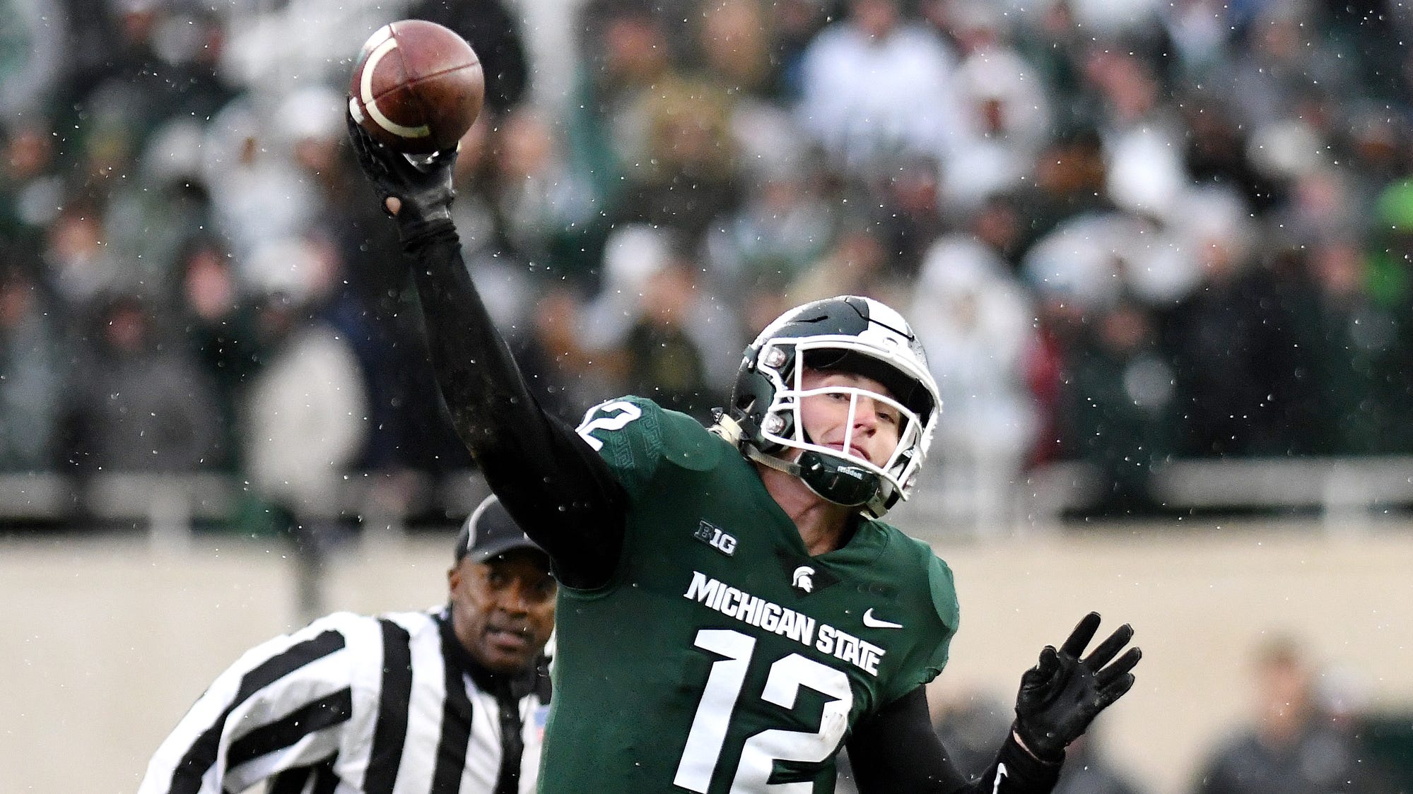 Michigan State QB Rocky Lombardi receives first career start for MSU