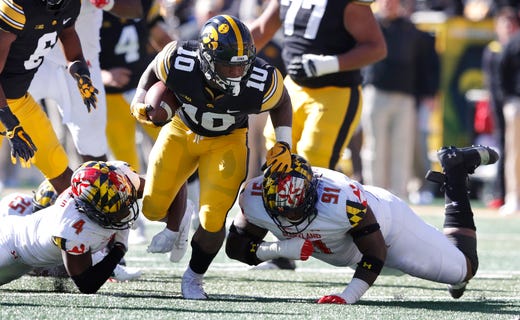 2. Iowa (6-1, 3-1) – Not many people have been noticing since the Hawkeyes lost to Wisconsin early in the season, but Kirk Ferentz’s team is quietly putting together a solid campaign. They handled Maryland easily and kept pace in the West. Next week presents a significant challenge as they head to Penn State, a game that could make or break the regular season. Last week: 3.