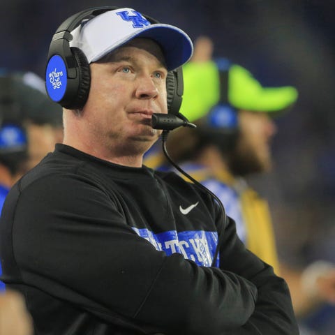 Mark Stoops could have quite the lucrative season...