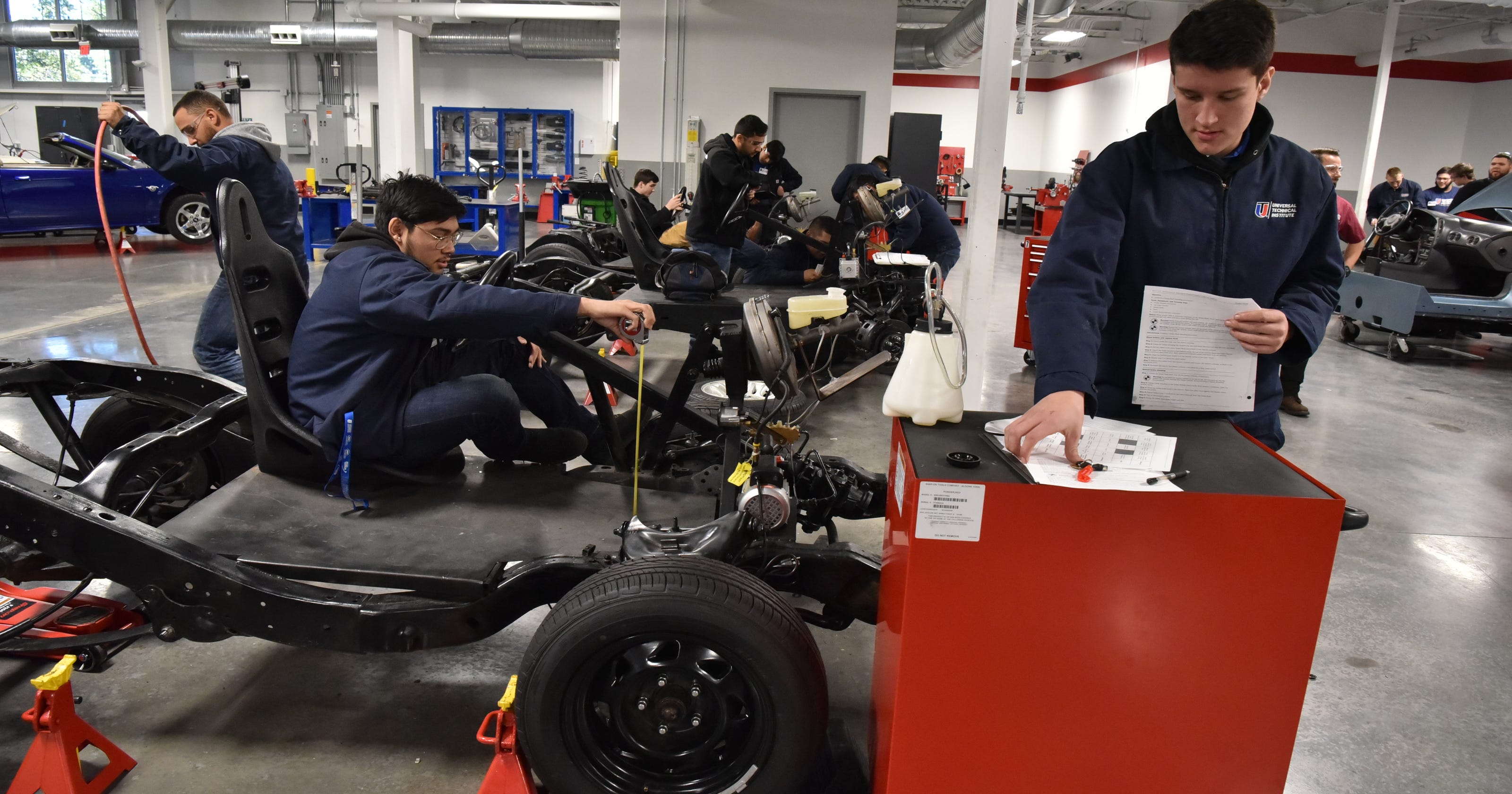 New Jersey Needs 23 800 Auto Mechanics Trained In Next Seven
