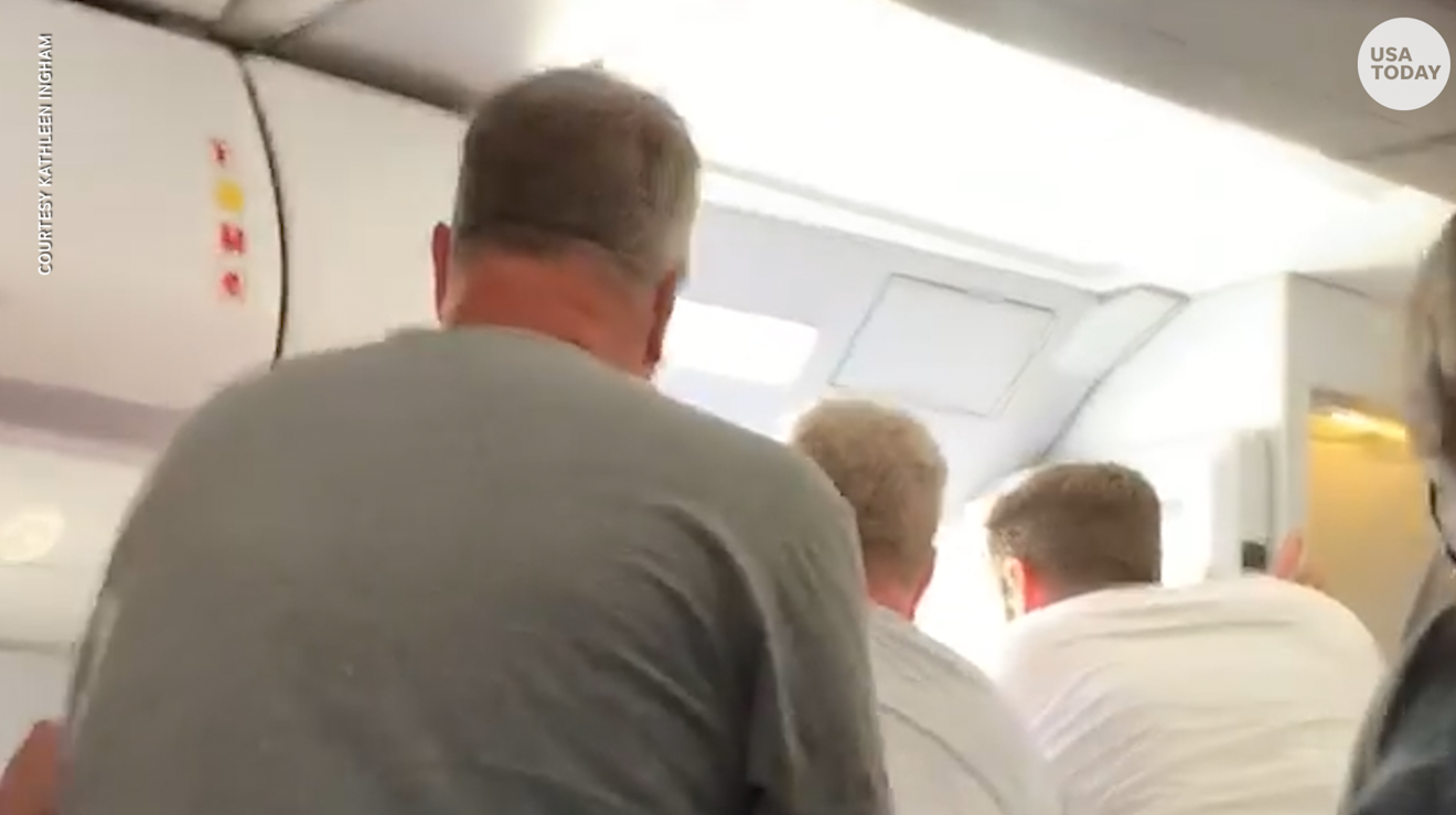 Frontier Airlines passenger opens cabin door on plane Frontier Airlines passenger opens cabin door on plane
