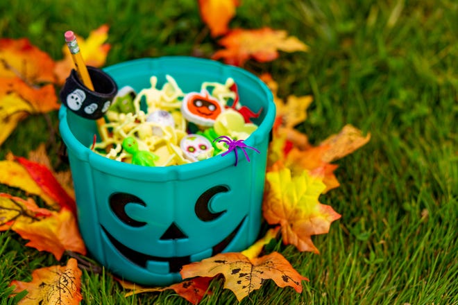 Handing out non-food treats this Halloween means kids with severe food allergies can trick-or-treat just like everyone else. Teal pumpkins are a symbol of this movement.