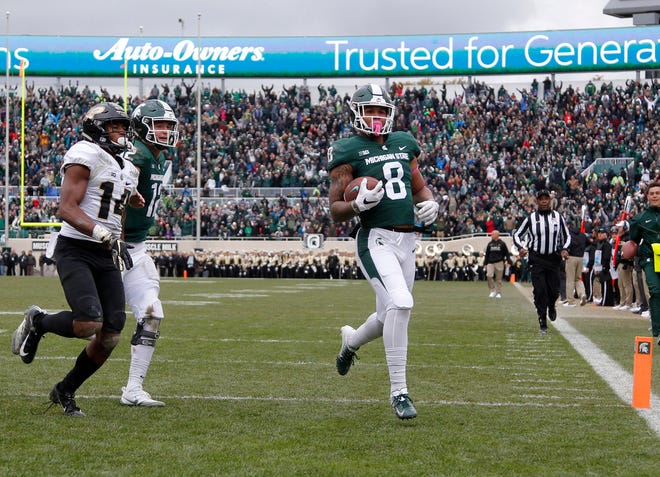 Jalen Nailor flashed his track speed on run plays and in the pass game for Michigan State as a true freshman. The Spartans hope he can translate that to kickoff and/or punt returns in 2019.