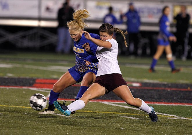 Henderson County's Maddie Tompkins defends against Bethlehem in the KHSAA state quarterfinals at Paul Laurence Dunbar in Lexington, Ky., Saturday night. 