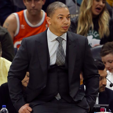 Tyronn Lue will take over as new Clippers head coa