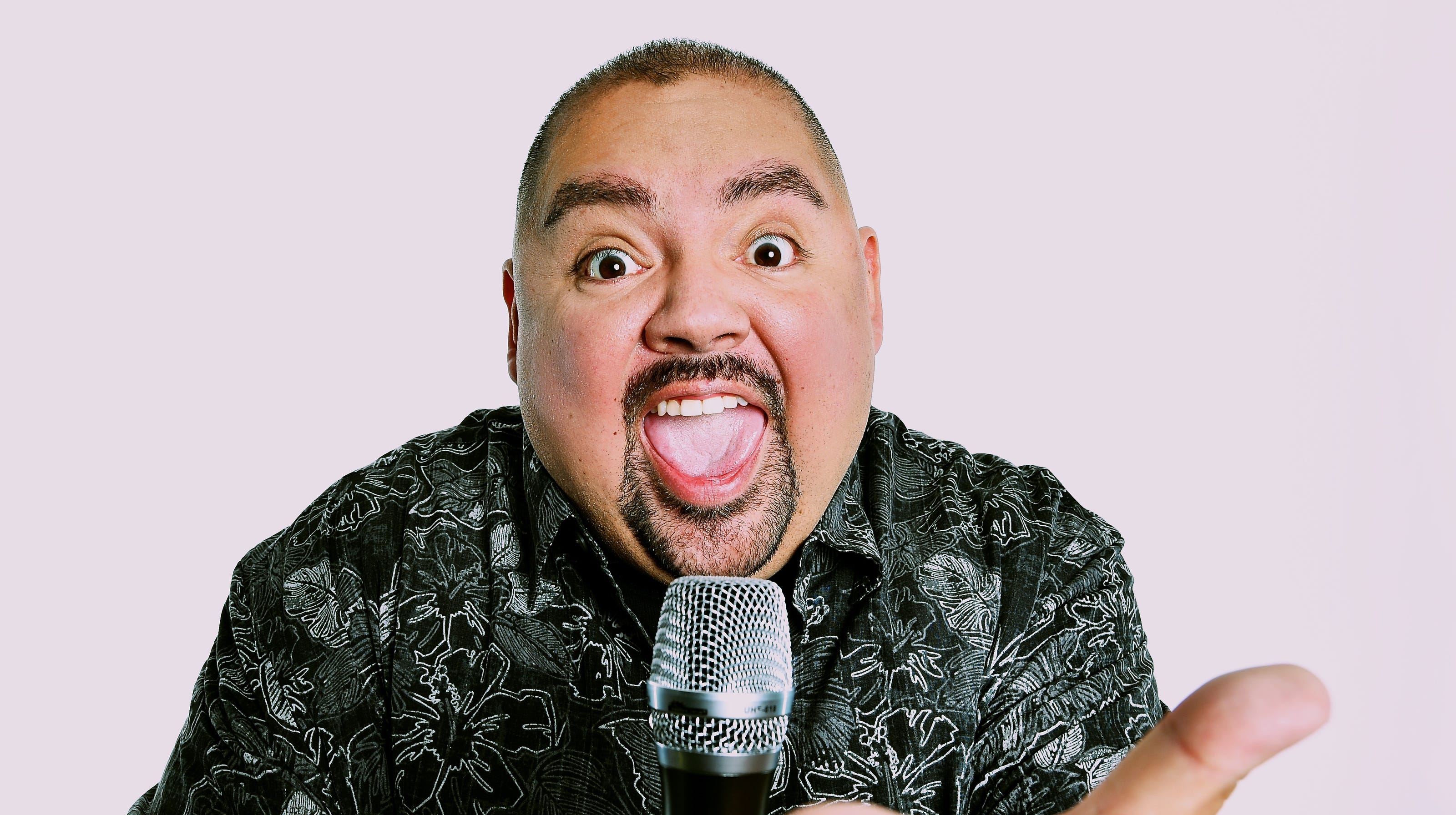 Snoop Dogg Gabriel Iglesias Talk El Paso During Interview By Netflix Snoop Dogg Gabriel Iglesias Talk El Paso During Interview By Netflix