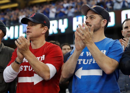 Matt Damon and Jimmy Kimmel watch the fifth game of the World Series. "Width =" 540 "data-mycapture-src =" "data-mycapture-sm-src ="