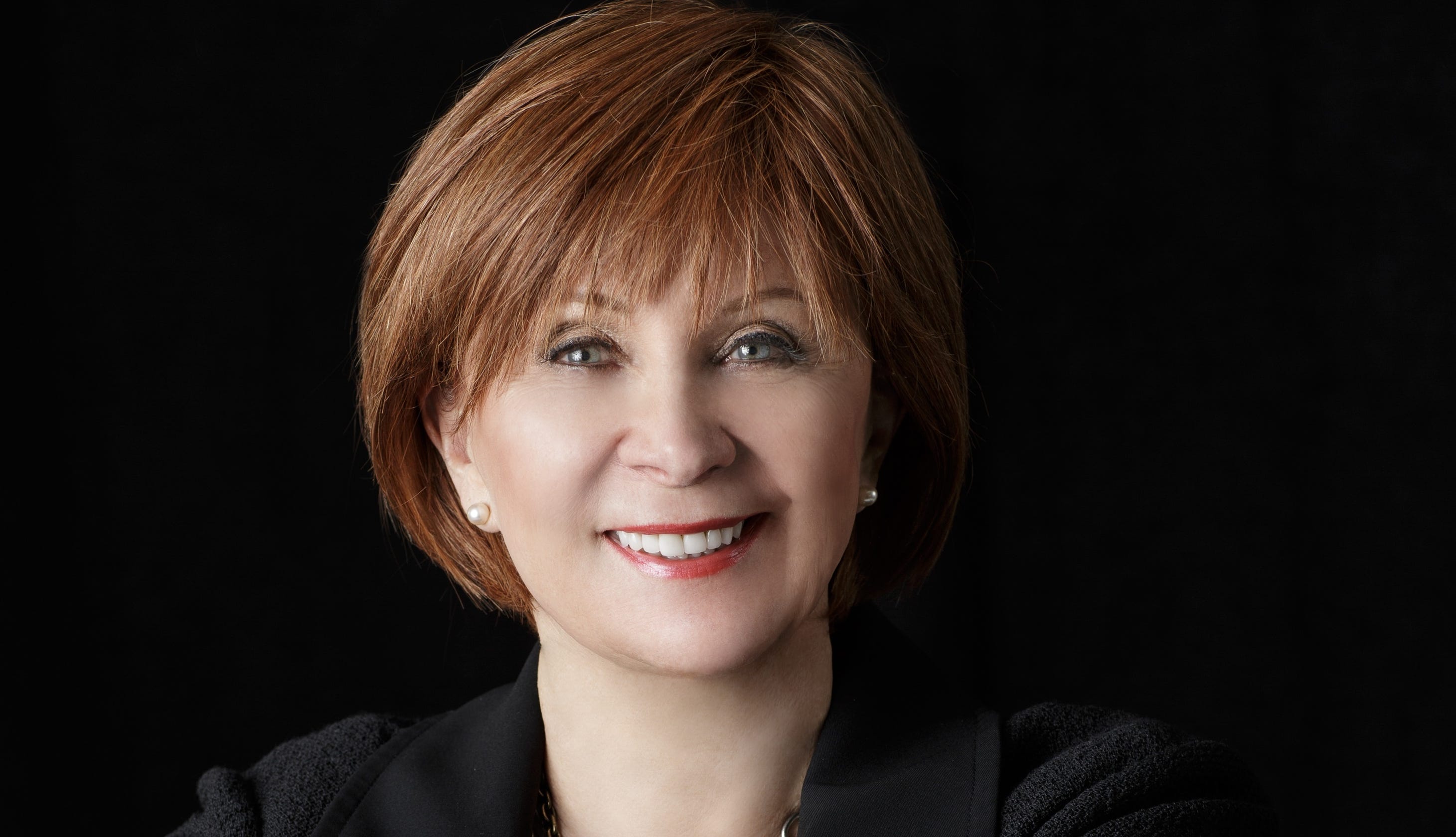 Author Janet Evanovich discusses her latest novel and her life in Naples