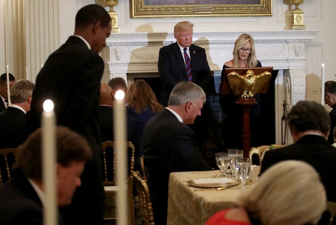 Donald Trump S Spiritual Adviser Paula White To Hold Rally For Evangelicals