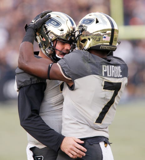 Ohio State Vs Purdue Football Twitter Goes Crazy For Isaac Zico Td