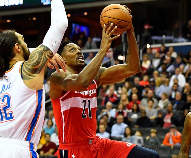 Dwight Howard scored 20 points in his Wizards debut.