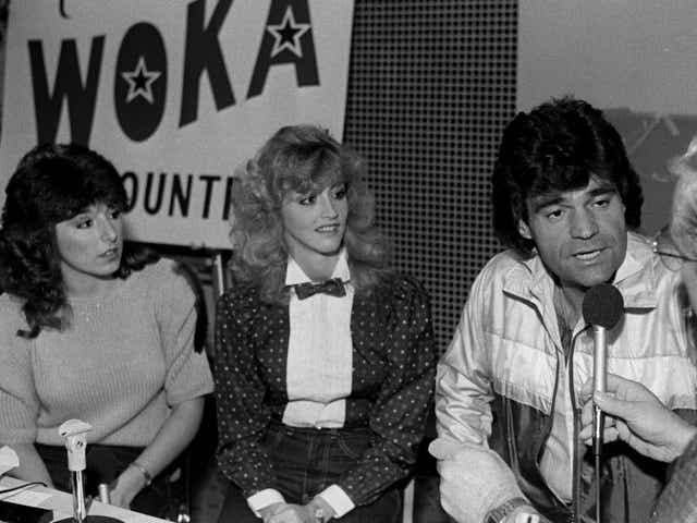 Country Singer Dave Rowland Leader Of Dave Sugar Dies At 74 Sarah lyons is a member of what group? country singer dave rowland leader of