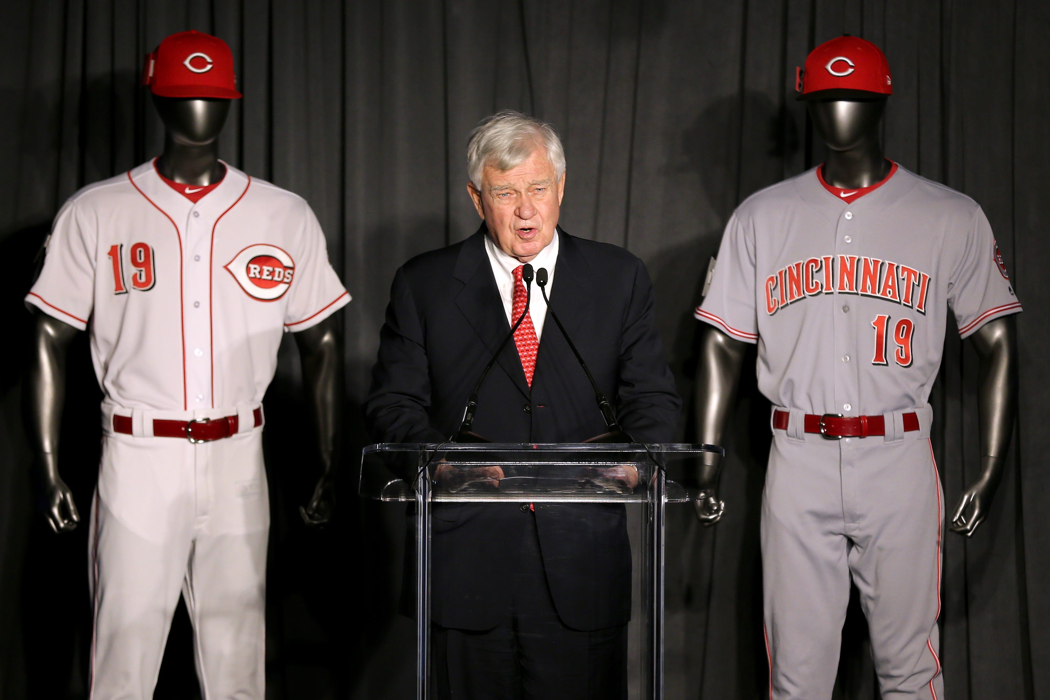 cincinnati reds 2019 jerseys