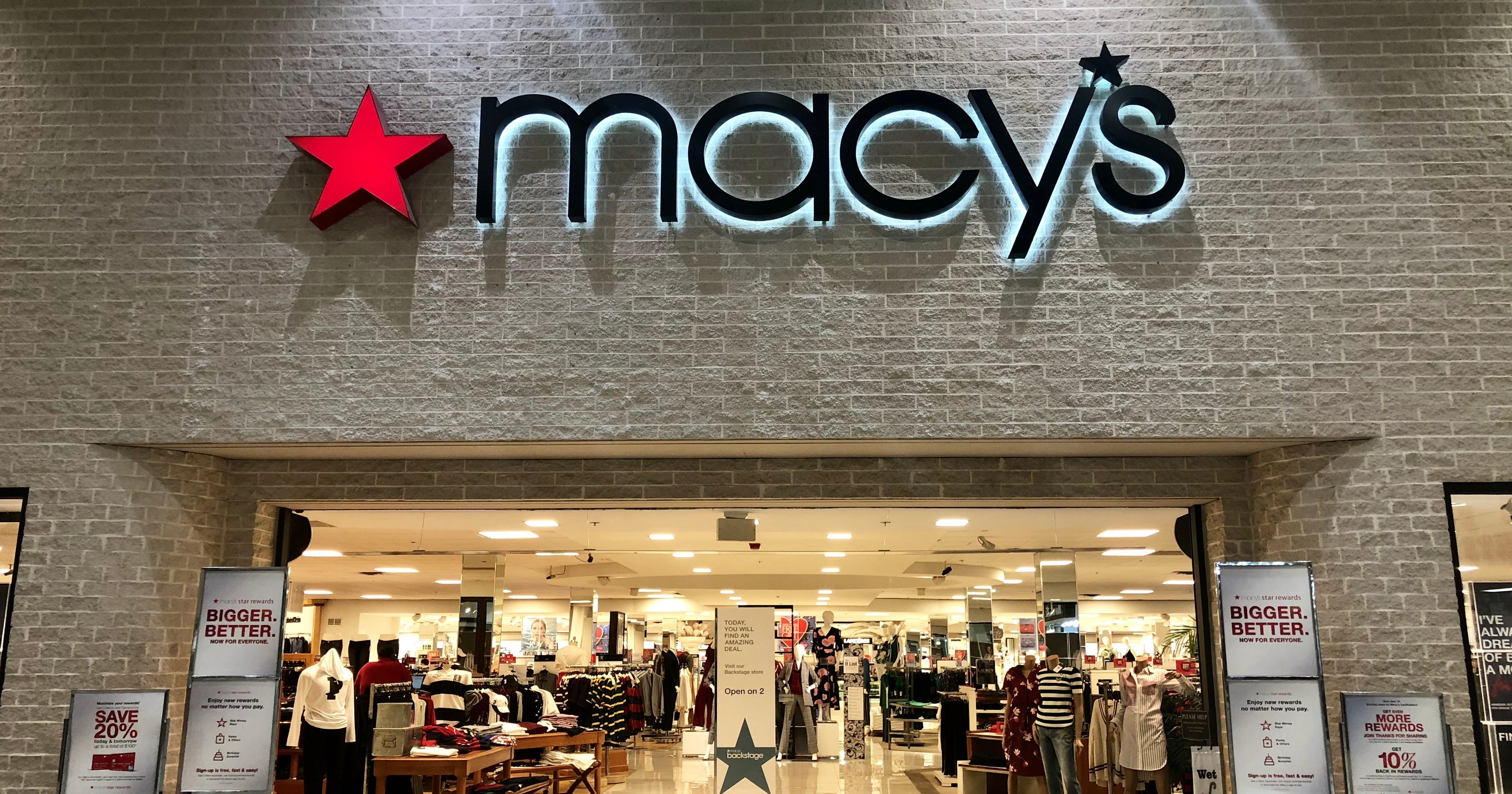 Black Friday 2018 Macy's sale starts on Thanksgiving with free items