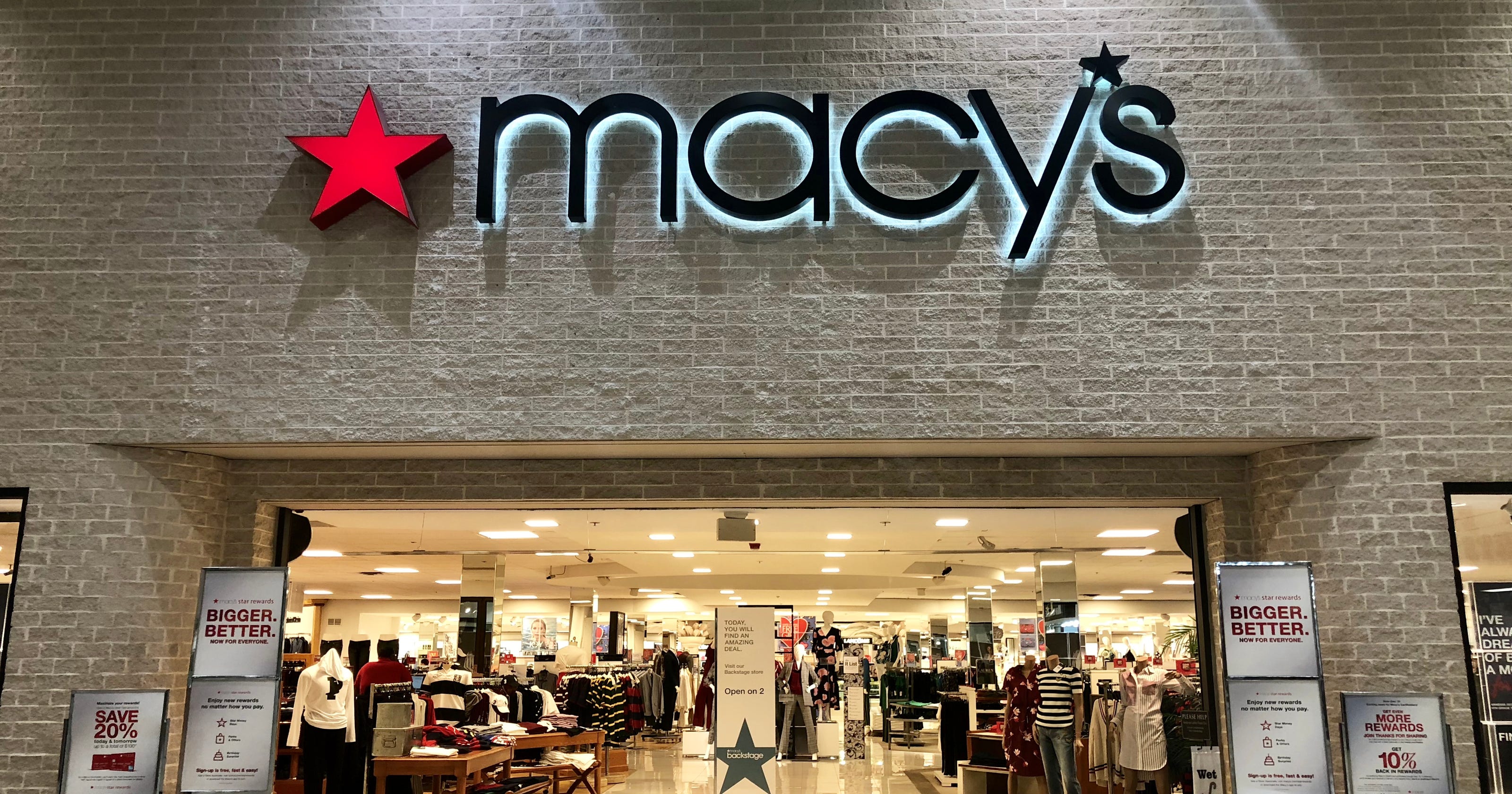 Black Friday 2018 Macy's sale starts on Thanksgiving with free items