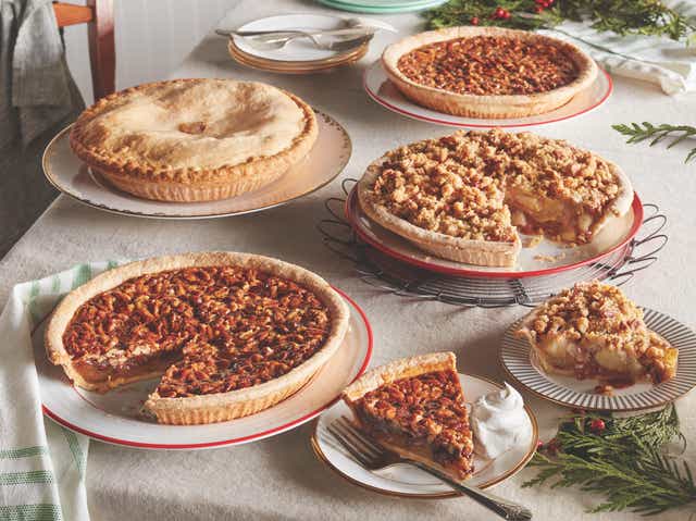 Cracker Barrel Reveals Thanksgiving 2018 Menu For Busiest Day