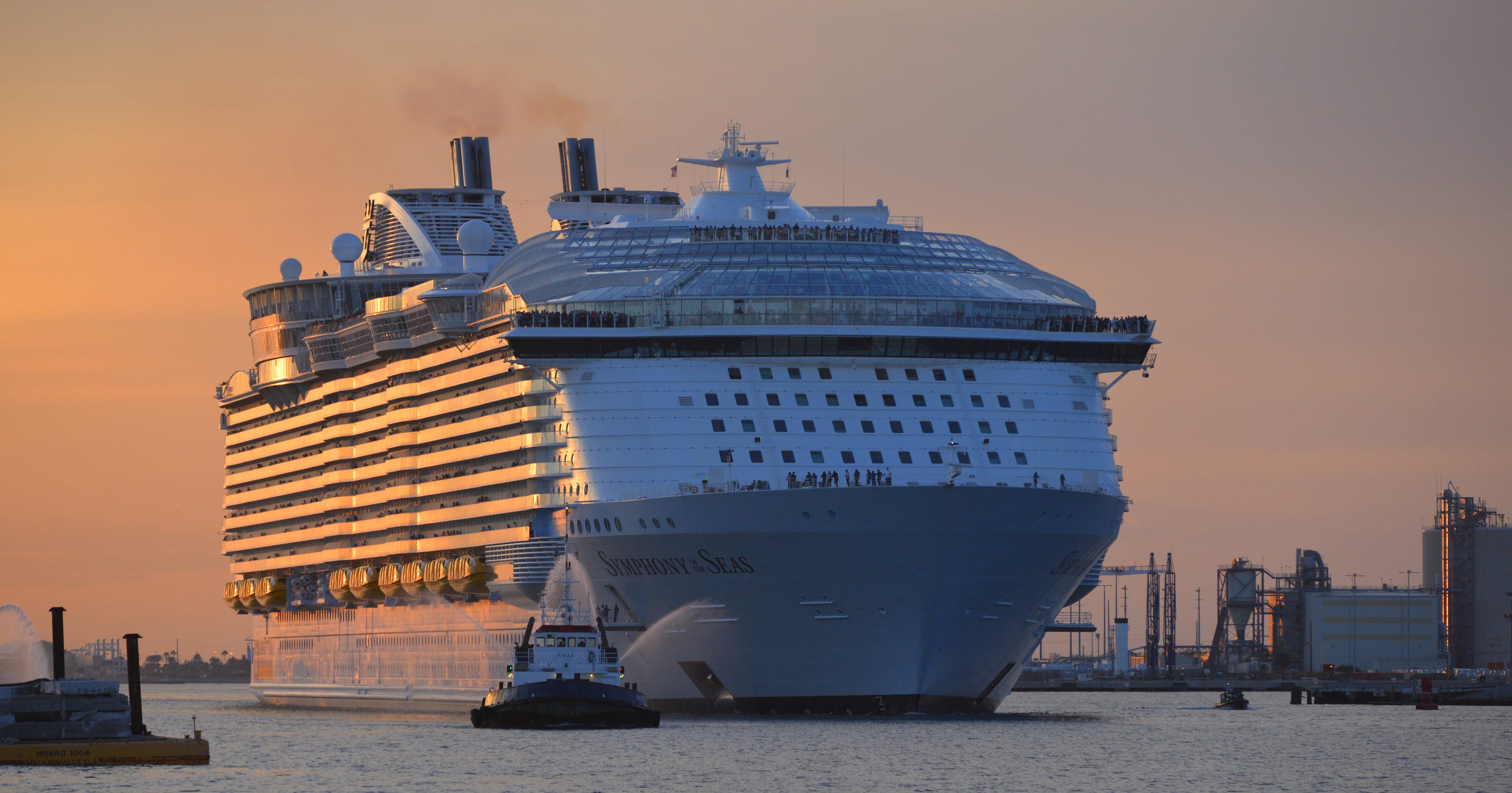 Symphony of the Seas: Royal Caribbean's giant new cruise ship in video