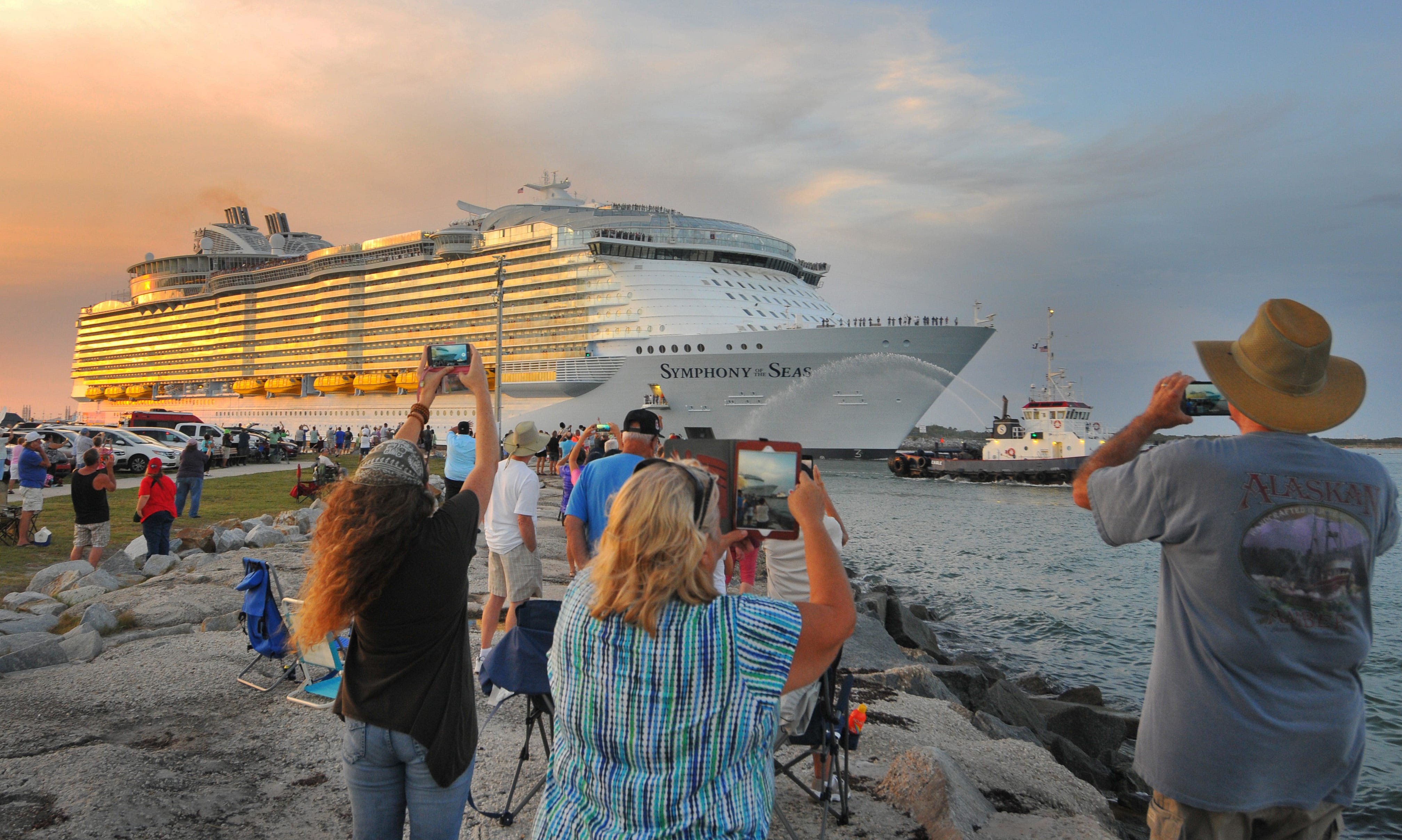 largest cruise ship at port canaveral