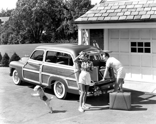 Families are open to vacations at the end of the year, but are wary of the coronavirus. Most of those who take a trip will go by car. Here's how it was done 70 years ago when families loaded up the station wagon.