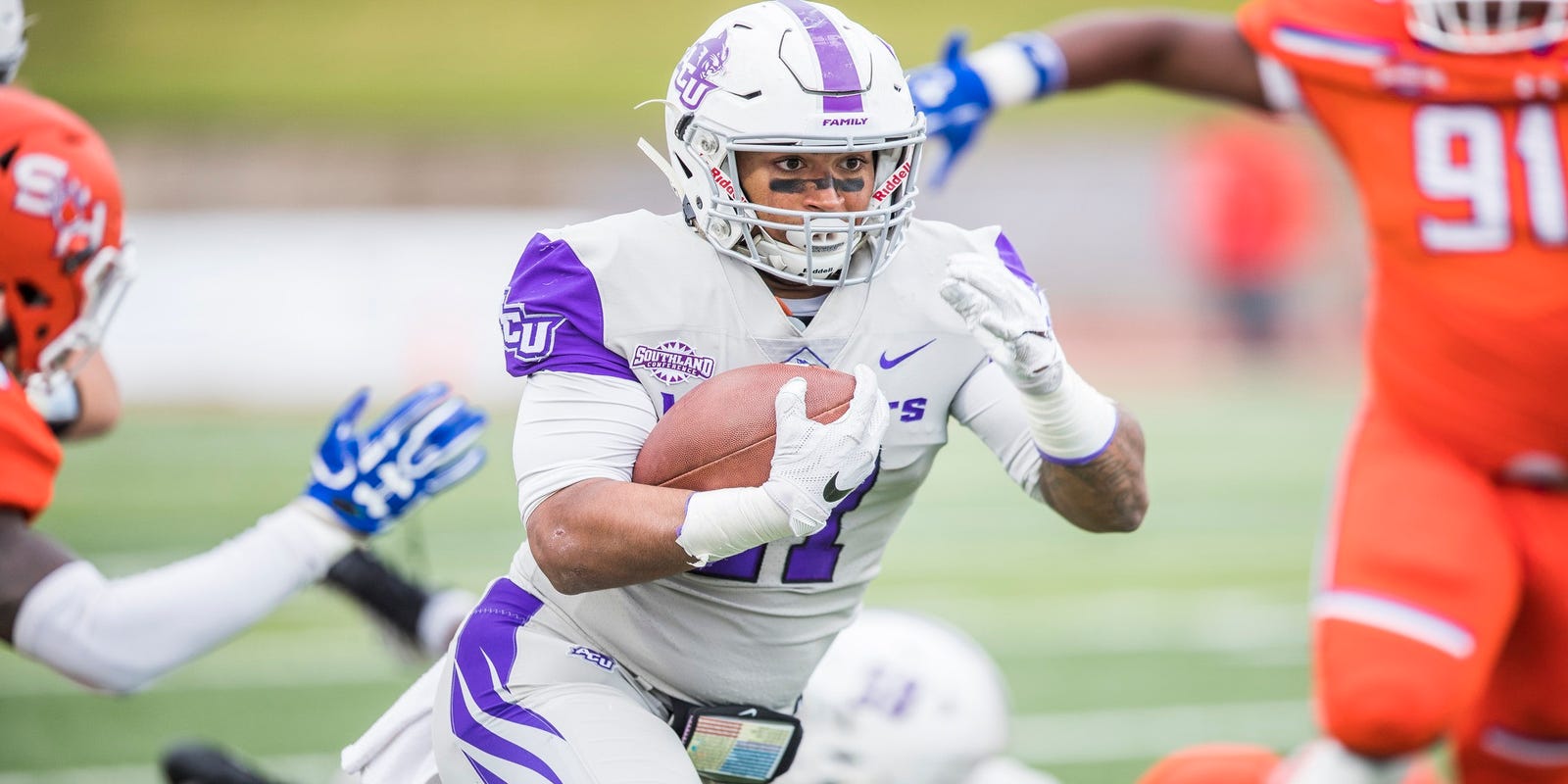 Abilene Christian Tangles With Sam Houston In Conference Game Saturday