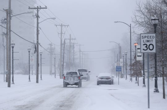 Springfield Winter Weather 1 2 Degrees Separate Snow Or