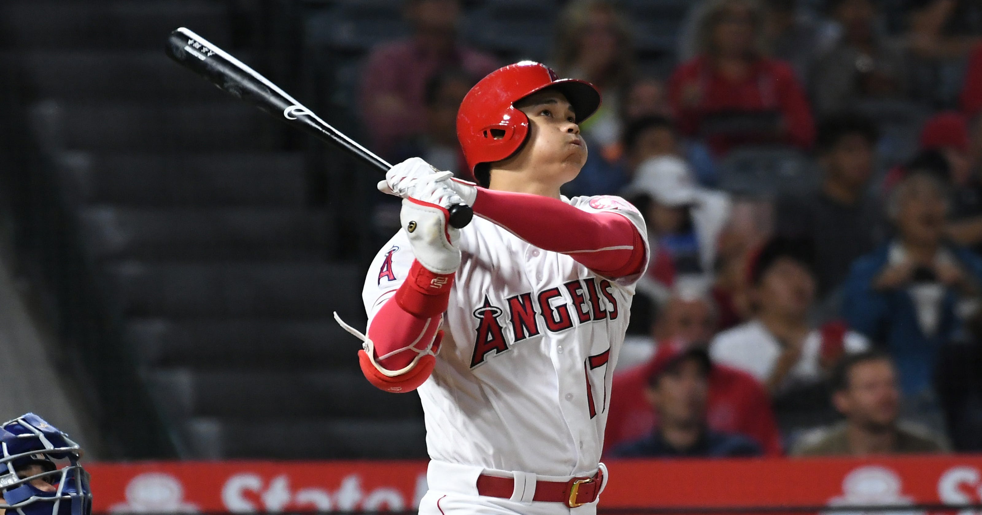 Al Rookie Of The Year Angels Shohei Ohtani Honored As Two Way Star