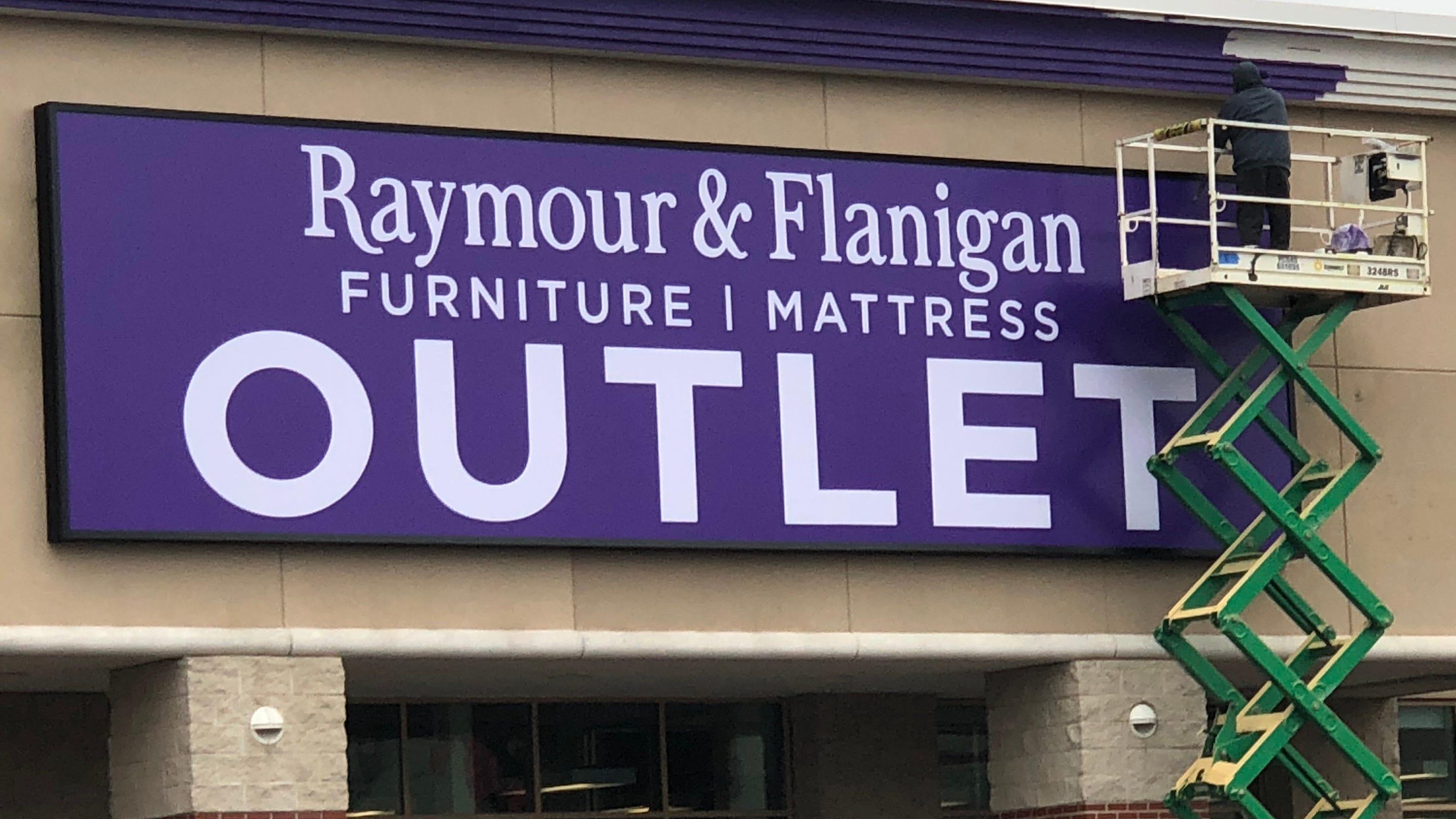raymond and flanigan outlet