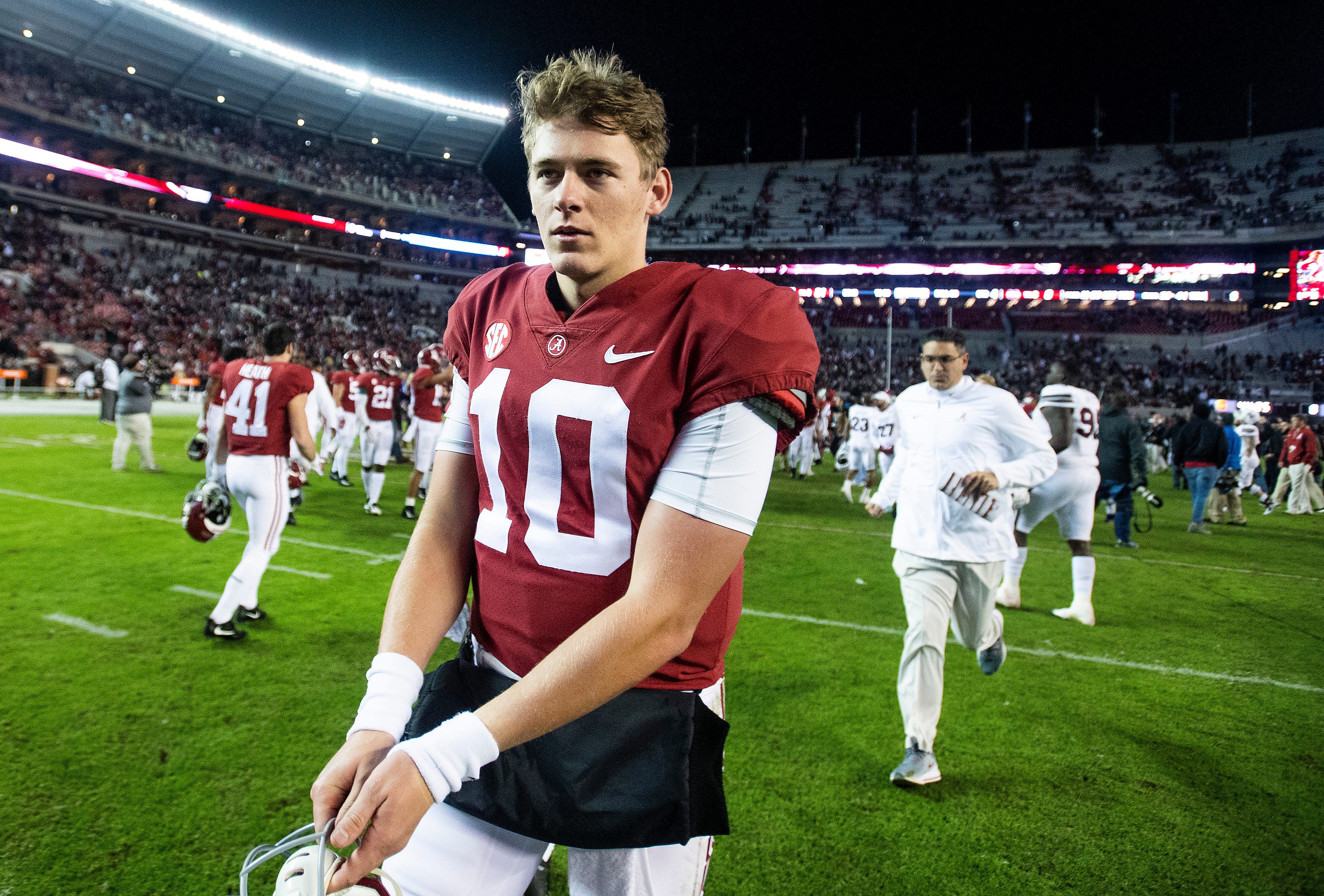 Mac Jones: 6 facts on the Alabama football quarterback