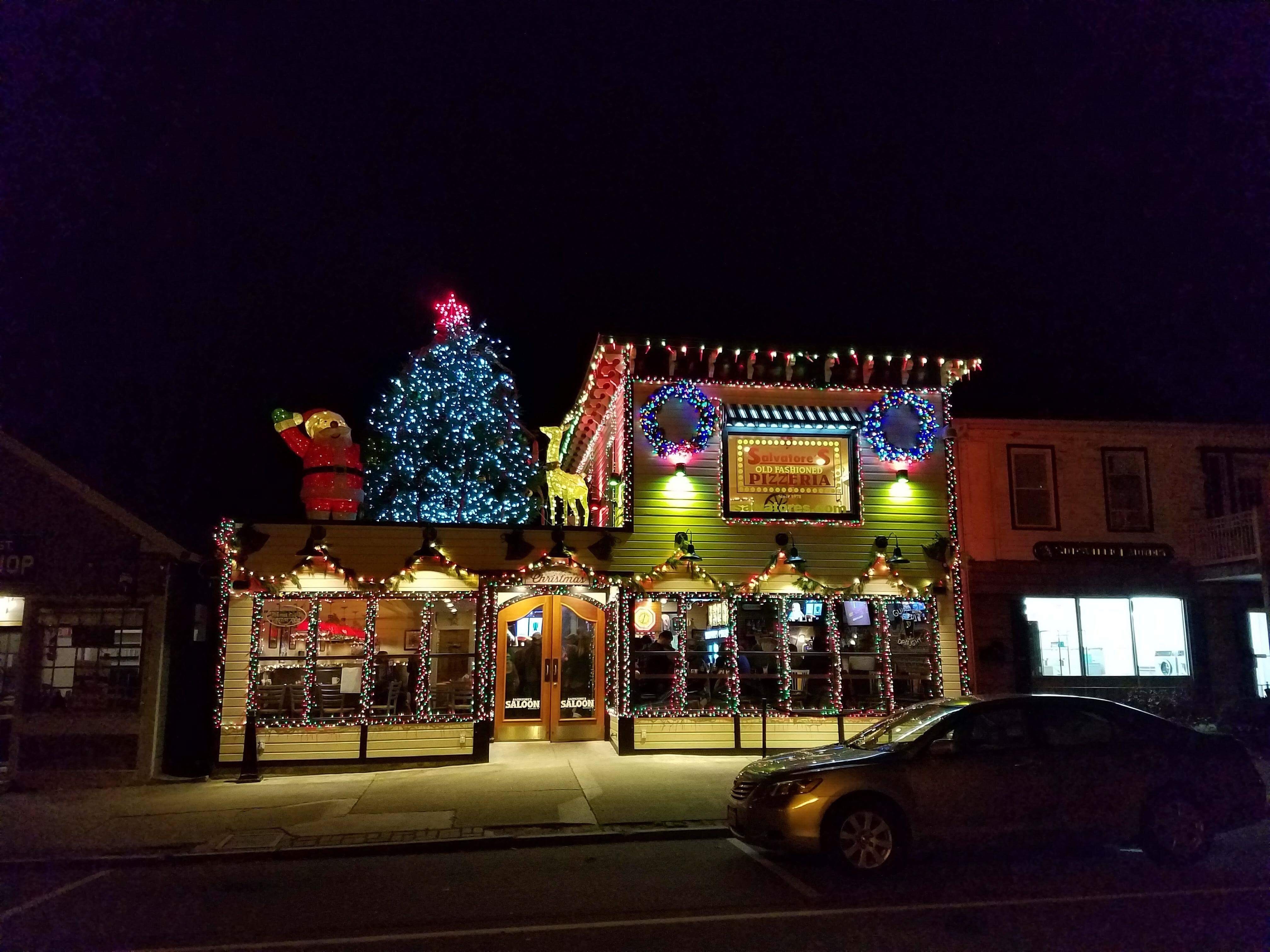 These 6 restaurants go over the top with Christmas decorations