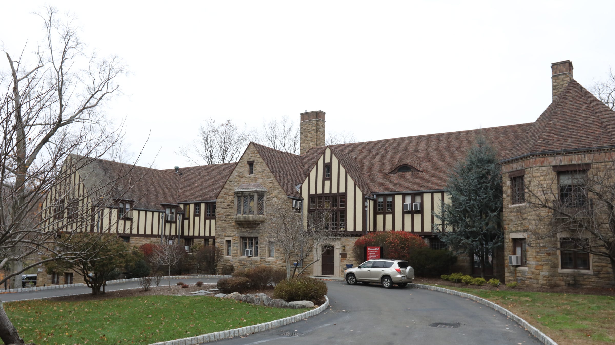 potential-nyack-college-sale-worries-residents-and-county-executive