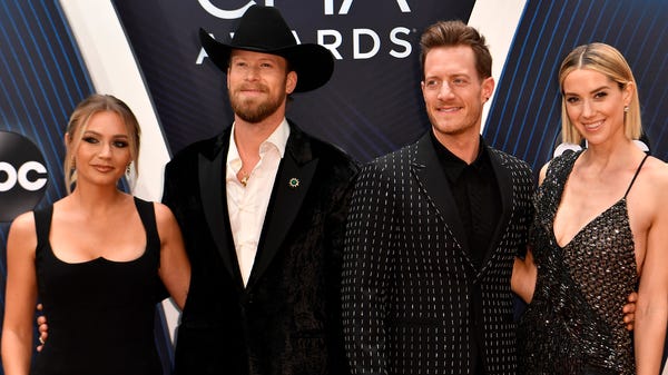 Country music's biggest stars turned up the...