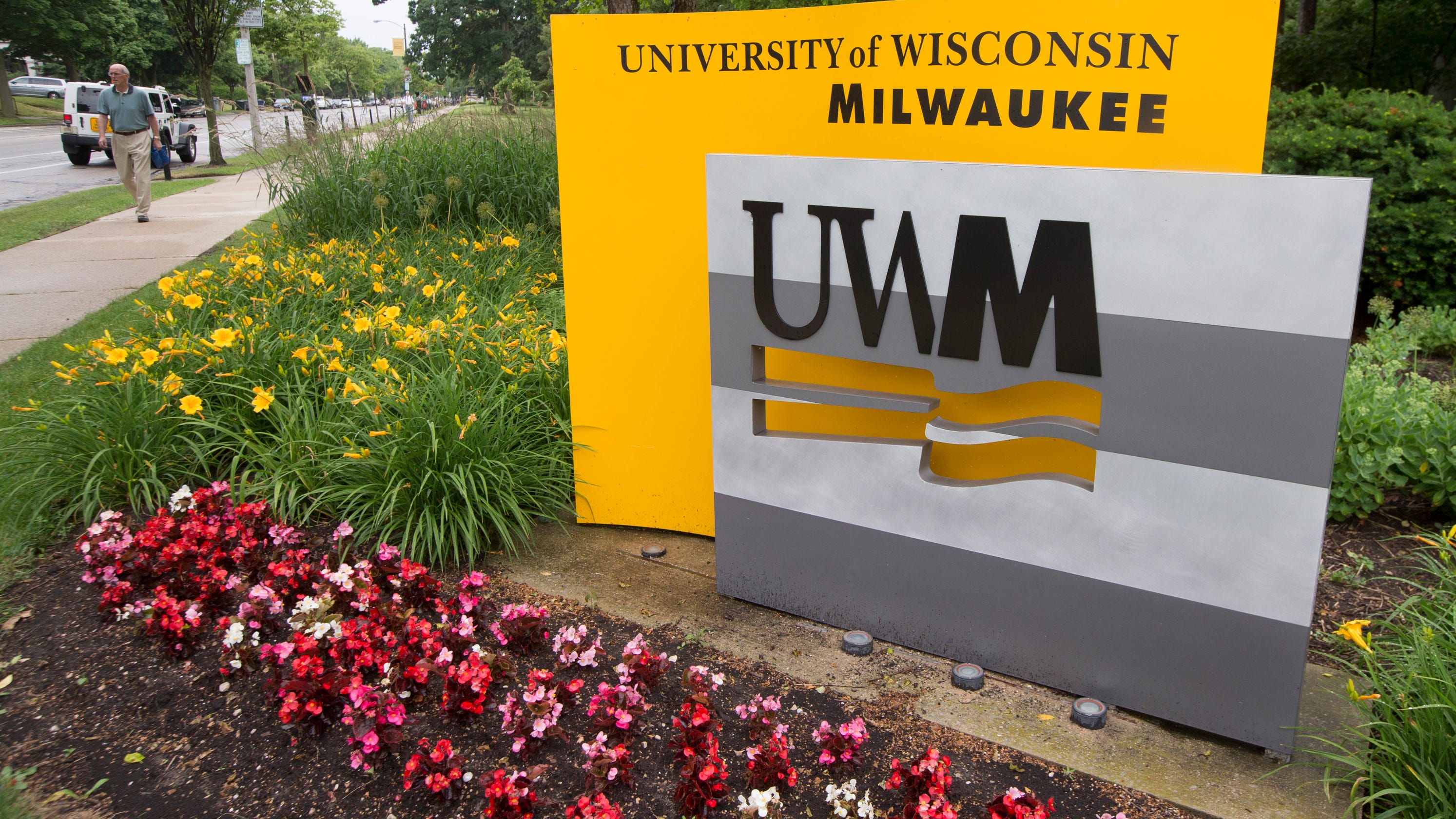 UWM keeps elite status as research university