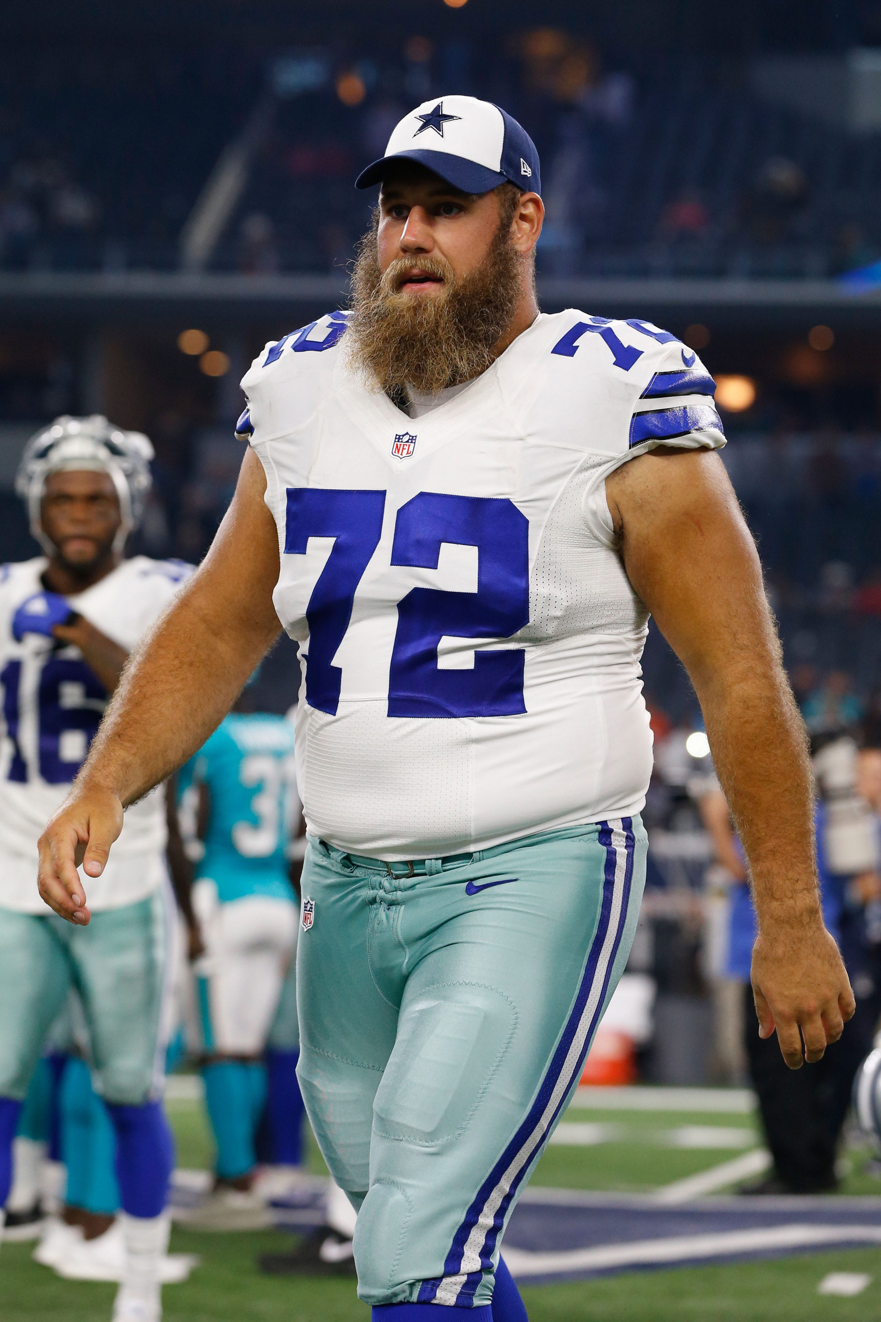 Cowboys' Travis Frederick sees hope, progress after 'scary' Guillain-Barre Syndrome diagnosis