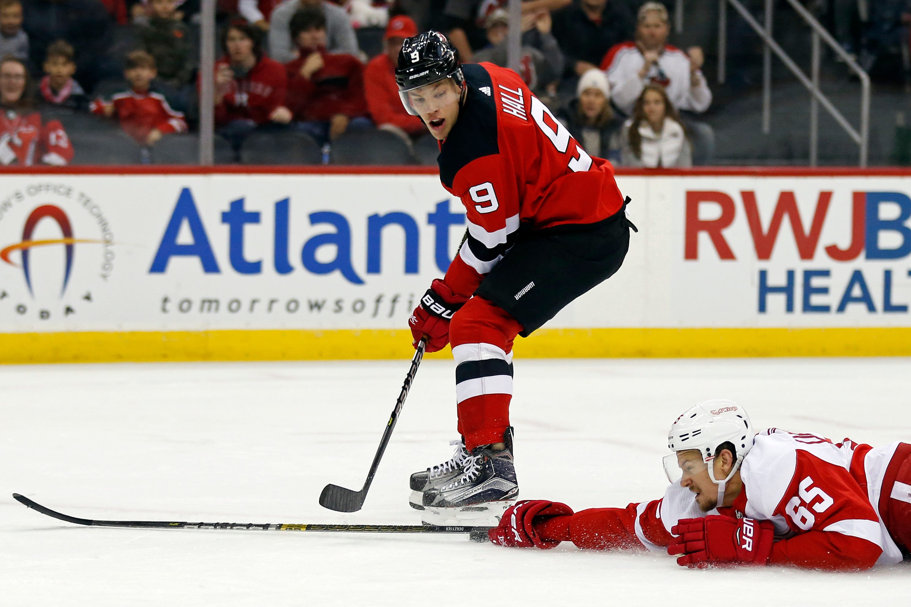 NJ Devils not ready to rule out Taylor 