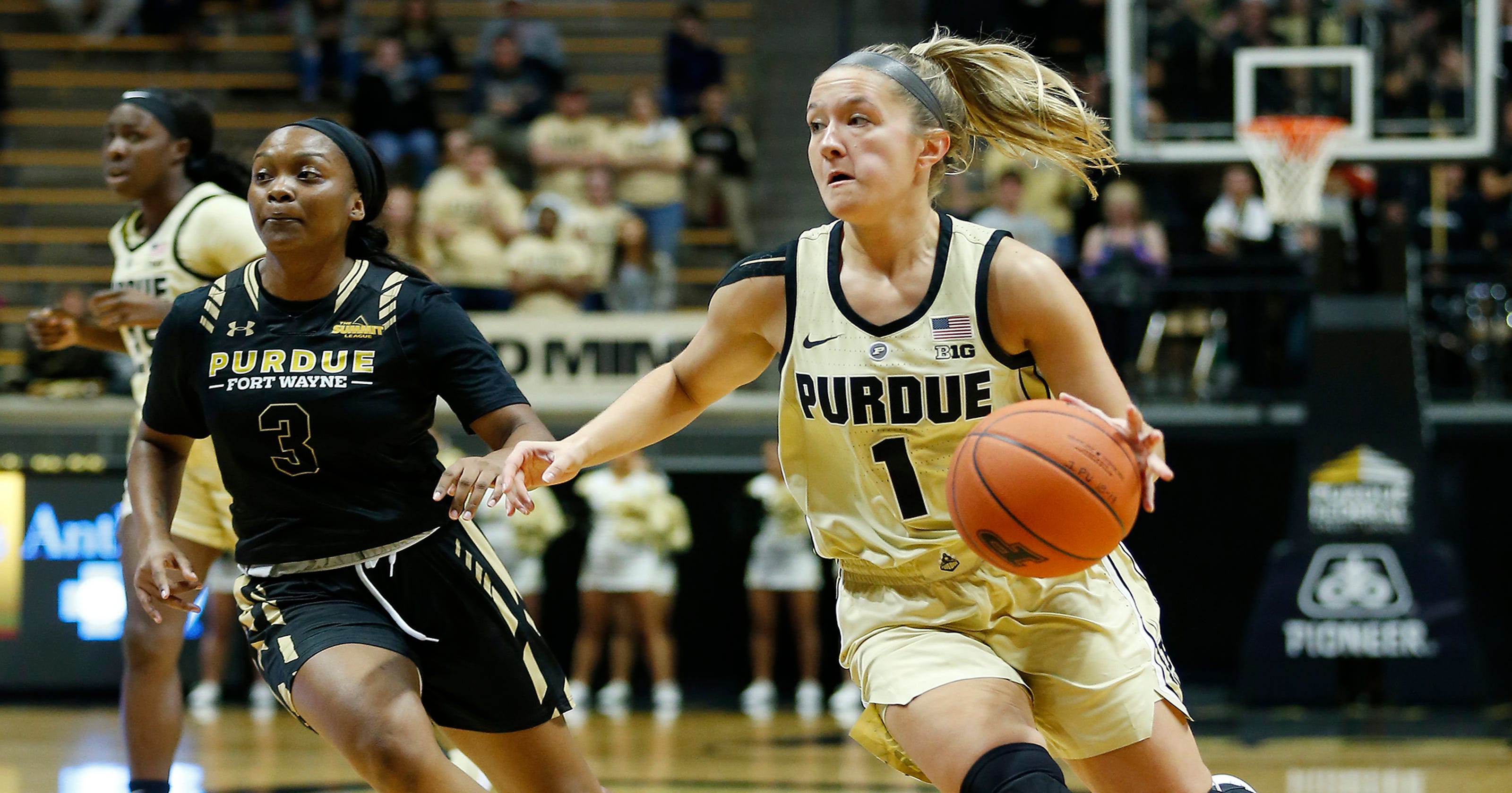 McLaughlin's career game gives Purdue women's basketball new life