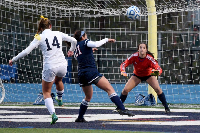 Governor Livingston goalie Sarah Foy waits to make a save against Ramsey during the Group II final on Sunday, Nov. 18, 2018 at Kean University.