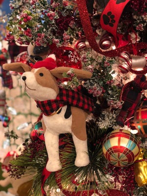 Whatever makes your heart happy, whether it’s your pets or something else altogether, find a way to celebrate it this year in your holiday decor. (Mary Carol Garrity)