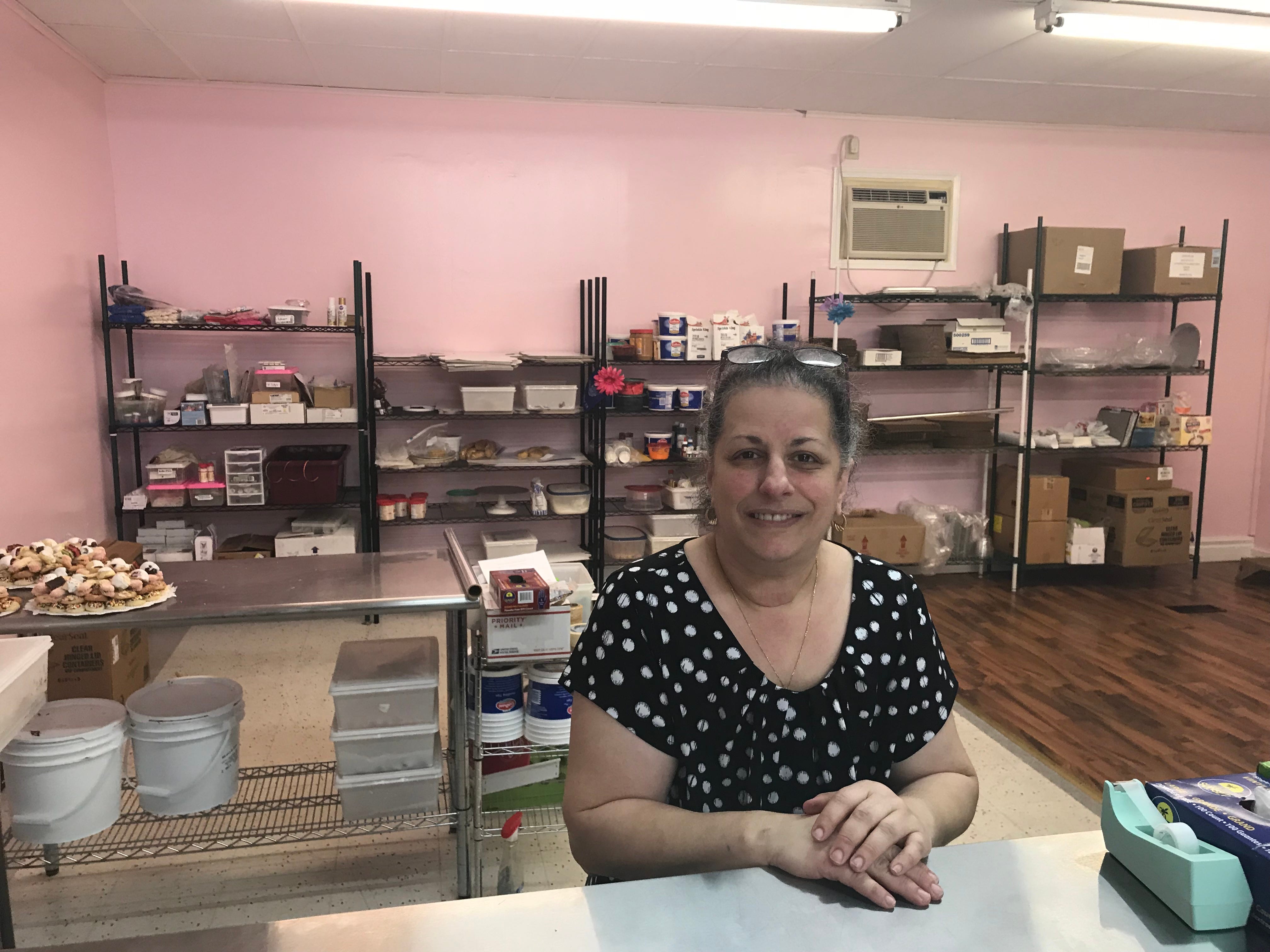 Best Italian bakeries in Rochester NY Italian cookies, cannoli