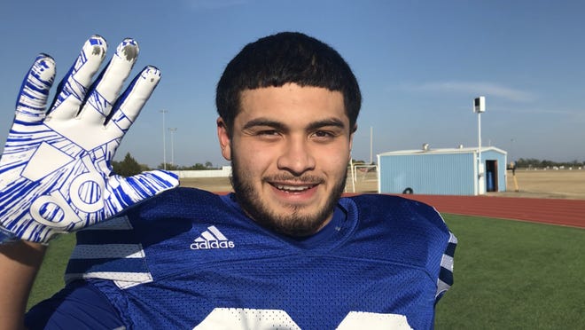 Lake View's David Tanguma explains how he intercepted a pass to help the Chiefs win their first playoff football game since 2014.