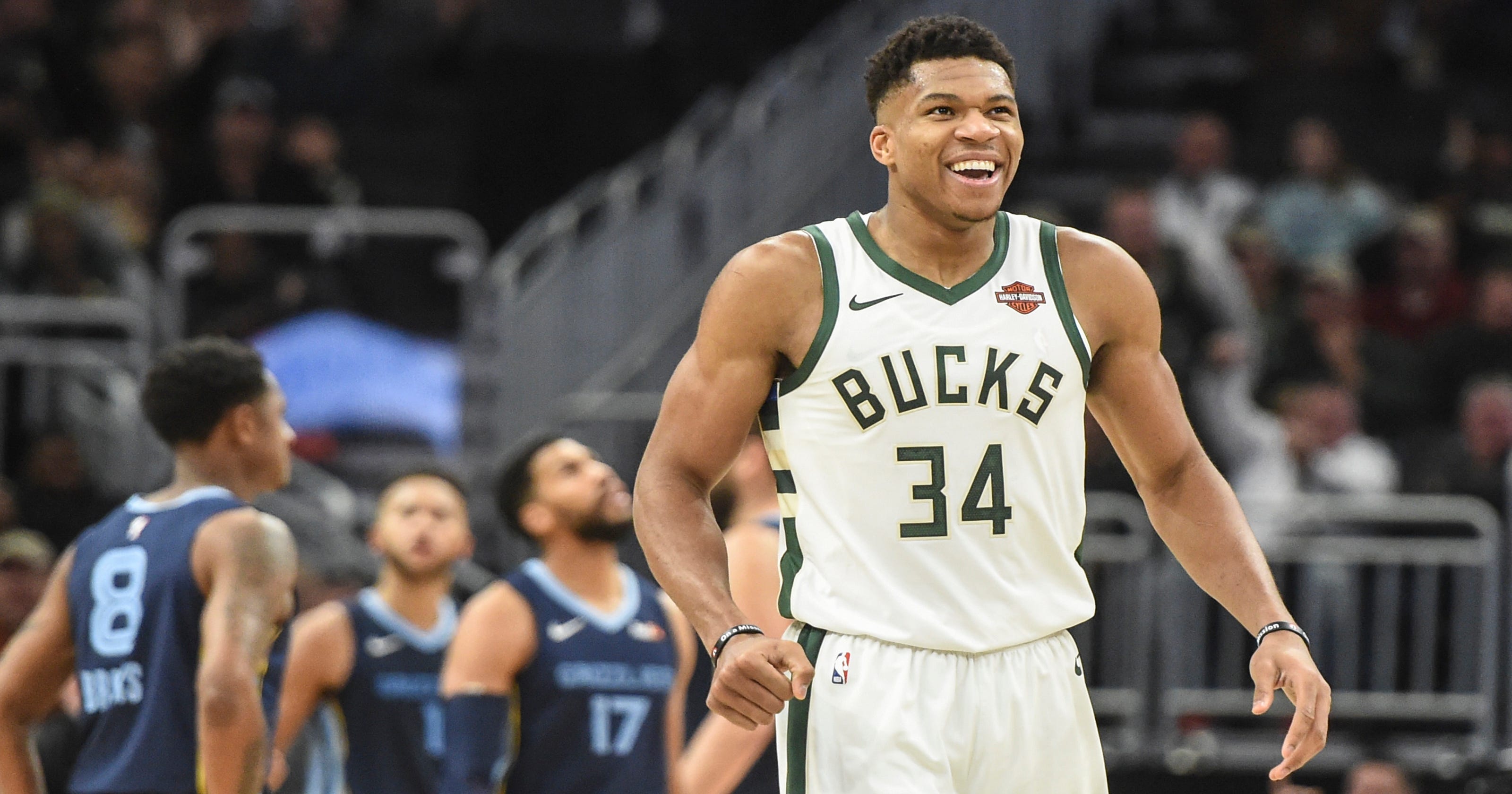 Giannis Antetokounmpo and the Milwaukee Bucks are the real deal